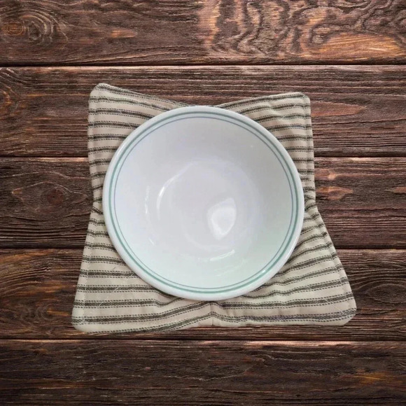 Microwave Bowl Cozy, Reversible Dogs and Ticking Soup Bowl or Ice Cream Cozy - Picture 4 of 4
